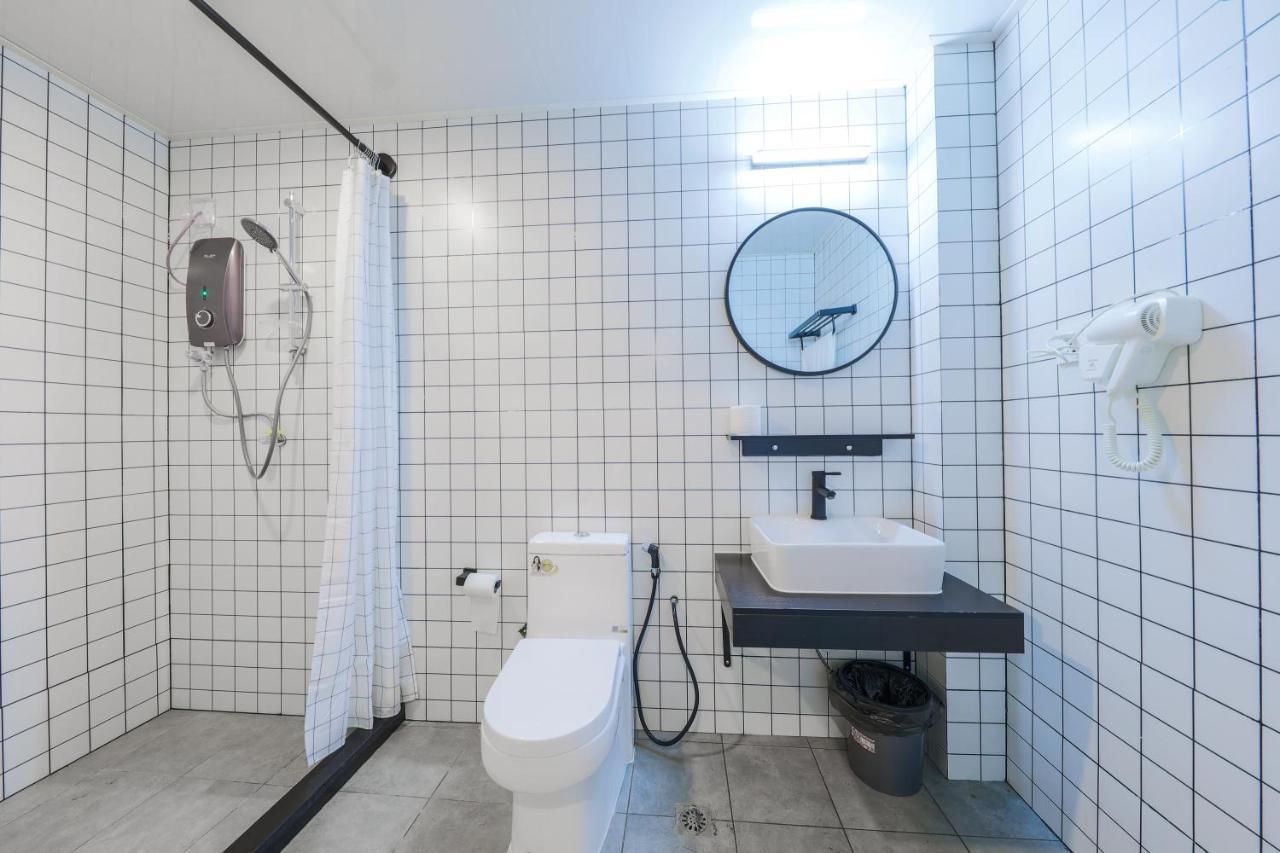 Paly Hotel Semporna Exteriér fotografie